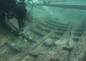 Археологи нашли 2000-летний римский корабль