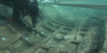 Археологи нашли 2000-летний римский корабль