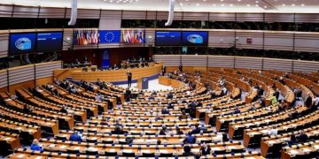 Европарламент согласовал текст резолюции о признании РФ спонсором терроризма