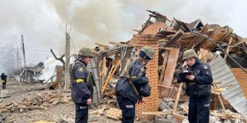 ВС РФ обстреляли жилые дома в Днепре