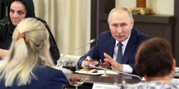 Путин: ВСУ используют как “пушечное мясо”