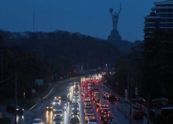 Украина переходит на плановые отключения электроэнергии