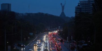 Украина переходит на плановые отключения электроэнергии