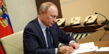 В России запретили пропаганду ЛГБТ