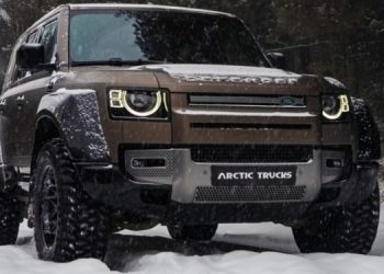 Самый экстремальный Land Rover Defender