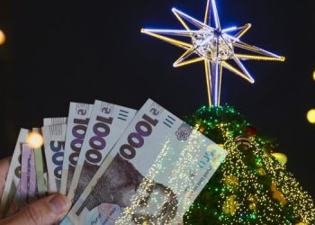 Сколько стоит новогодний стол и что дорожает перед праздниками