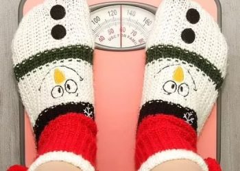 Почему люди набирают вес после рождественских праздников
