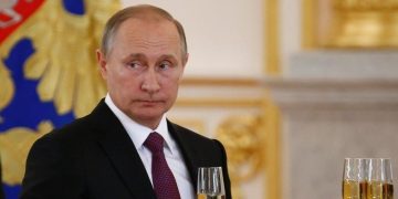 Путин специально затягивает войну