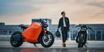 В Китае создали скоростной электрический спортбайк