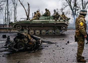 НАТО призывает Россию вывести войска