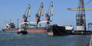 Иран и РФ создают торговый коридор в обход санкций