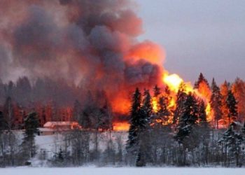 В Финляндии сгорела деревянная церковь 18 столетия