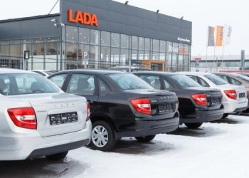 Из РФ ушли полсотни автопроизводителей