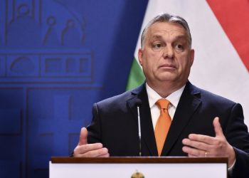 Орбан открестился от блокирования помощи для Украины