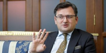 Пять стран готовы передать Украине танки Leopard, — Кулеба