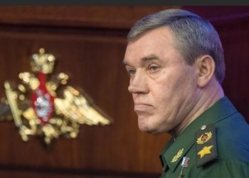 Перестановки в Минобороны РФ говорят о военных провалах Кремля в Украине