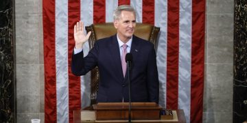 Республиканца избрали спикером Палаты представителей США