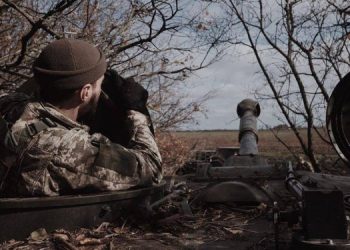 Почему ВСУ так долго обороняют Бахмут