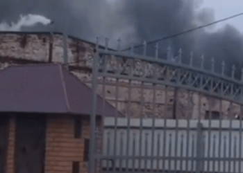 На военном объекте в Белгородской области большой пожар