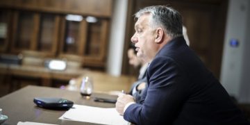 Идет новая “холодная война”, — Орбан