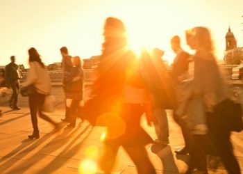 Как люди адаптируются к экстремальной жаре