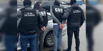 В Киеве задержали фейковых работников СБУ