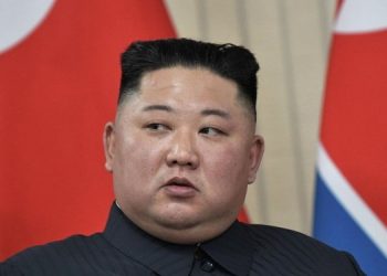 В КНДР подростков отправили на угольные шахты