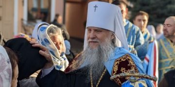 Зеленский приостановил украинское гражданство 13 священников УПЦ МП