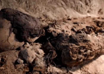 Археологи нашли необычную могилу ребенка в Египте