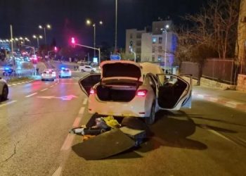 21-летний мужчина открыл огонь по людям возле синагоги