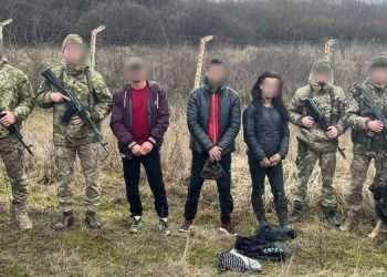 Пограничники задержали уклониста, прикинувшегося женщиной