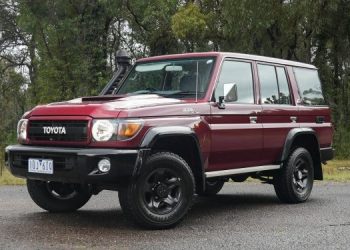 Toyota готовит новый внедорожник Land Cruiser