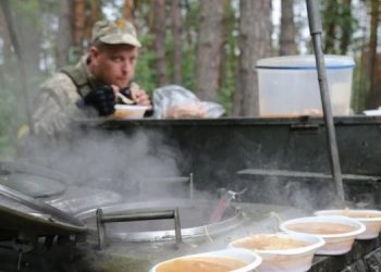 Минобороны ответило СМИ на скандал с закупкой питания для бойцов