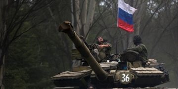 ВС РФ собираются наступать с трех сторон, – Умеров