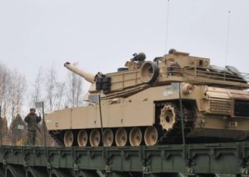 США готовы поставлять ВСУ бронемашины