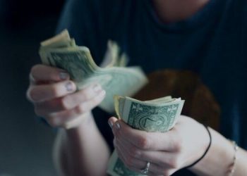 Каким будет курс валюты в январе 2023 года