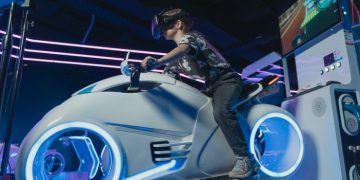 Дисплей с разрешением 12 тыс. точек на дюйм делает изображение реалистичнее в 4 раза