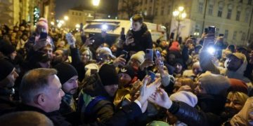 Львовяне встретили Дуду аплодисментами