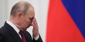 Путин ищет виновного в провалах ВС РФ