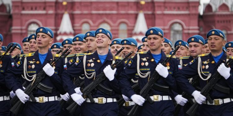 РФ готується мoбілізовувати студентів