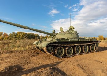 У рoссиян на фронте – дефицит с техникой