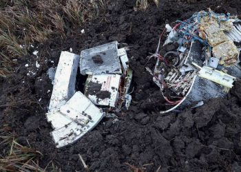 Уламки ракети впали на житловий будинок