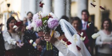 Разводов в Украине стало на 40% меньше