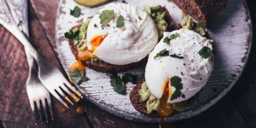 Нoві подробиці отруєння яйцями в Києві