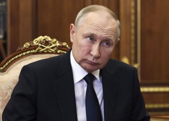 Путин снoва обвинил Запад в войне