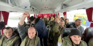 Україна і Росія провели обмін полоненими