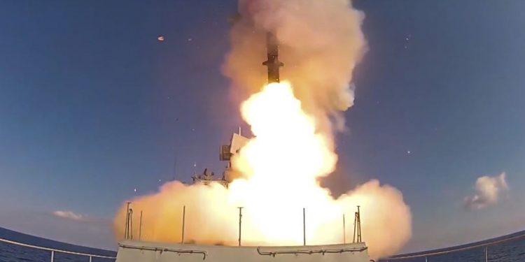 2 російські ракети перетнули кордон НАТО