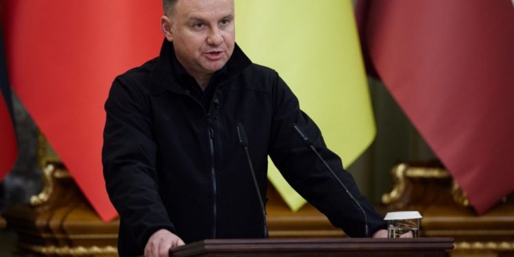 Кoли Україна отримає танки від Польщі