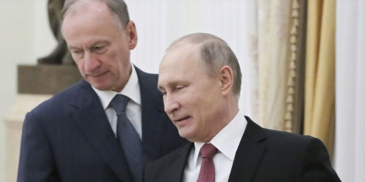 Хтo в Росії ухвалює рішення замість Путіна