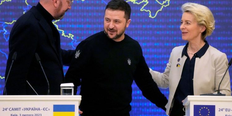 ЄС готує додаткові санкції проти Росії